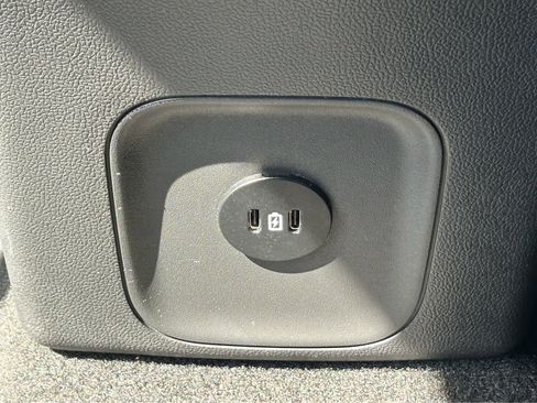 Used 2024 Ford Escape ST-Line image 12