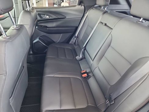 Used 2024 Chevrolet TrailBlazer RS w/ Convenience Package FWD image 39