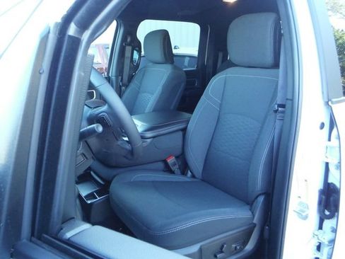 Certified 2026 RAM 2500 Big Horn AWD/4WD image 20