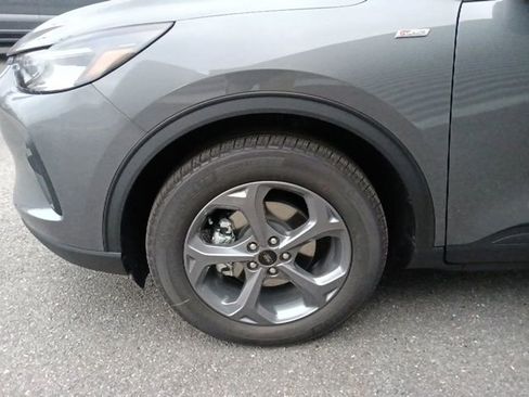 New 2026 Ford Escape ST-Line w/ Tech Pack #1 FWD image 10