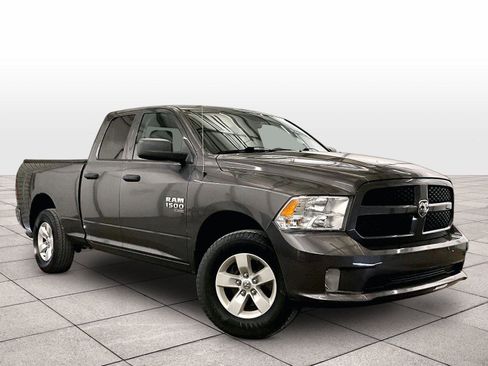 Used 2019 RAM 1500 Express AWD/4WD image 2