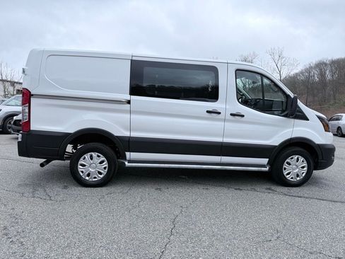 Used 2025 Ford Transit 250 Low Roof w/ Exterior Upgrade Package RWD image 8