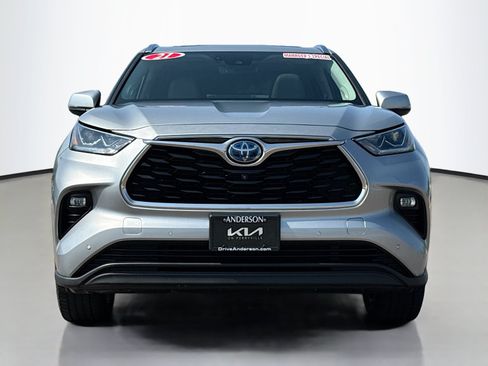 Used 2021 Toyota Highlander Limited AWD/4WD image 17