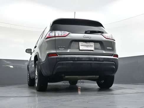 Used 2020 Jeep Cherokee Latitude Plus w/ Comfort/Convenience Group image 38