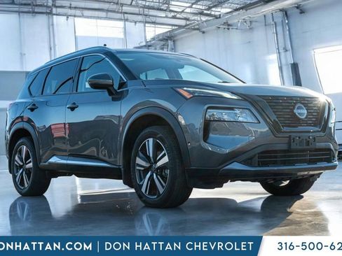 Used 2023 Nissan Rogue SL w/ SL Premium Package image 34