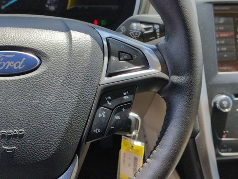 Used 2013 Ford Fusion SE FWD image 20