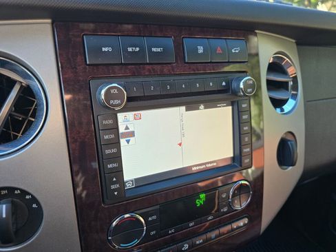 Used 2014 Ford Expedition King Ranch image 31