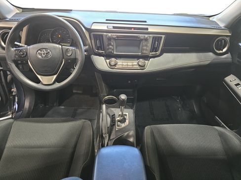 Used 2013 Toyota RAV4 XLE AWD/4WD image 9