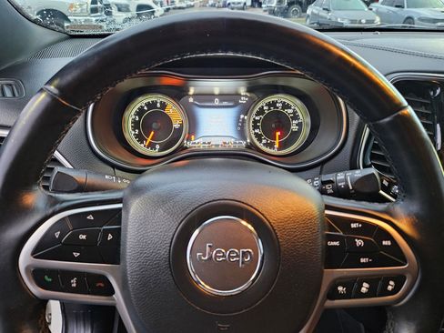 Used 2019 Jeep Cherokee High Altitude image 22