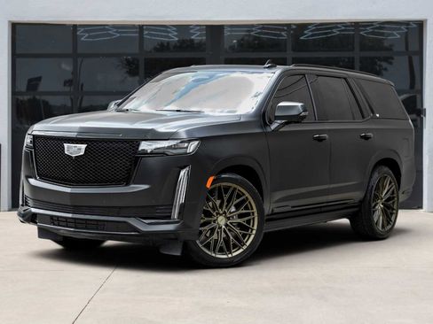 Used 2021 Cadillac Escalade Sport Platinum AWD/4WD image 1