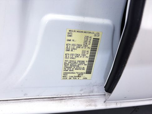 Used 2019 Nissan Frontier SV image 27