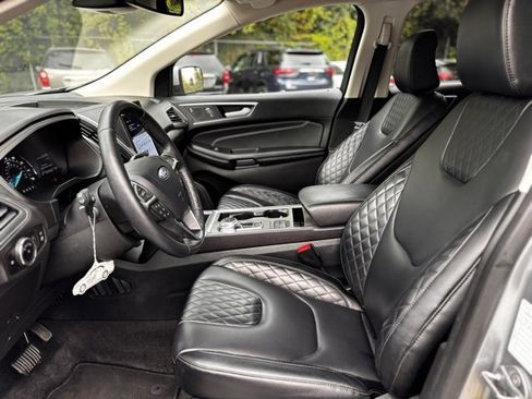 Used 2024 Ford Edge Titanium image 6