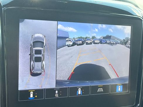 Certified 2023 Chevrolet Traverse RS w/ LPO, Floor Liner Package AWD/4WD image 18