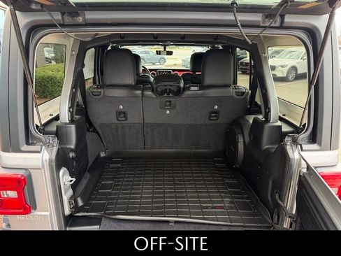 Used 2020 Jeep Wrangler Unlimited Rubicon image 28