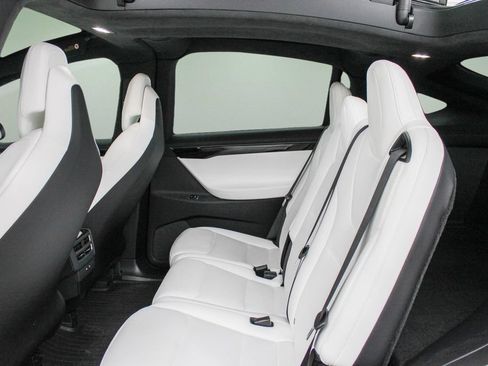 Used 2018 Tesla Model X 75D AWD/4WD image 29