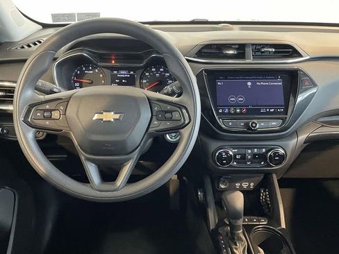 Used 2021 Chevrolet TrailBlazer LT w/ Convenience Package image 21