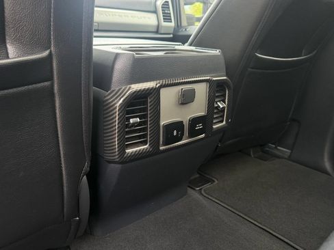 Used 2022 Ford F250 Lariat w/ Tremor Off-Road Package AWD/4WD image 40