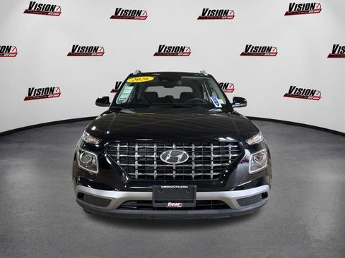 Certified 2026 Hyundai Venue SEL FWD image 2