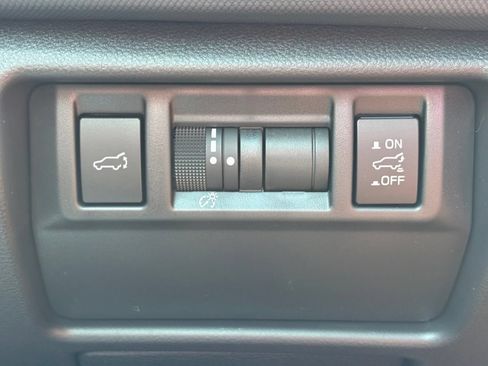 New 2026 Subaru Forester Premium AWD/4WD image 18