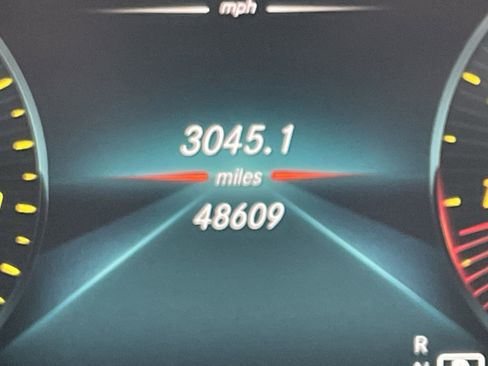 Certified 2021 Mercedes-Benz GLC 300 4MATIC image 28