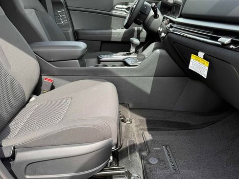 New 2026 Kia Sportage LX image 4