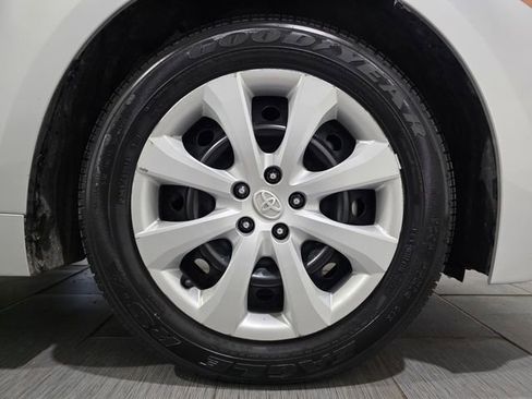 Used 2024 Toyota Corolla LE FWD image 25