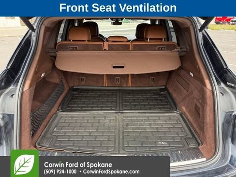 Used 2021 Porsche Cayenne S w/ Premium Package Plus AWD/4WD image 19
