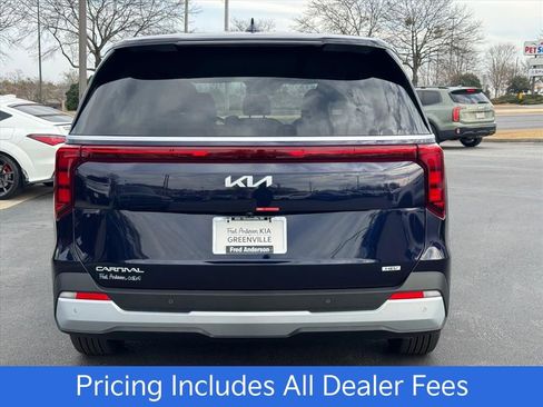 New 2026 Kia Carnival LXS FWD image 4