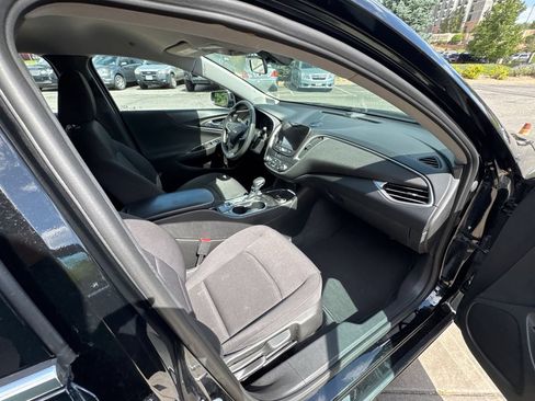 Used 2021 Chevrolet Malibu LS FWD image 16