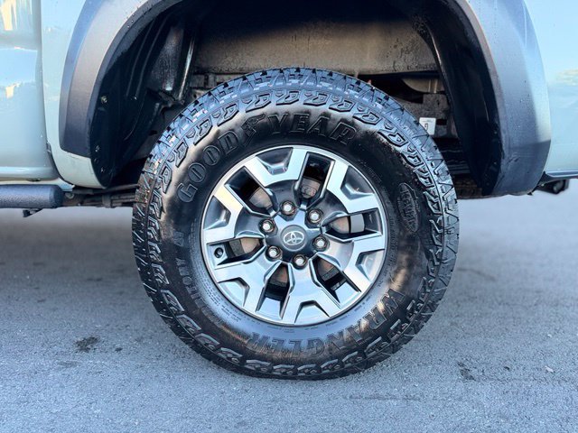Used 2023 Toyota Tacoma TRD Off-Road AWD/4WD image 26