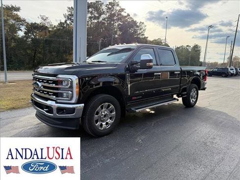 Used 2023 Ford F250 Lariat w/ Chrome Package image 1