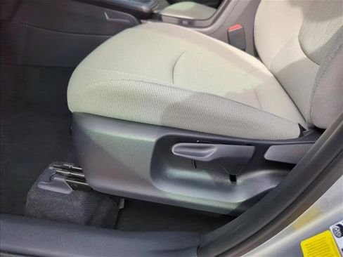 New 2026 Toyota Corolla Cross L image 13