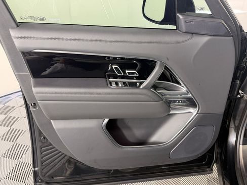 Used 2023 Land Rover Range Rover SE AWD/4WD image 25