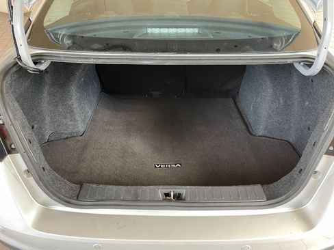 Used 2025 Nissan Versa SV image 29