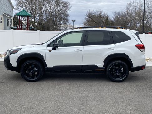 Used 2025 Subaru Forester Wilderness image 3