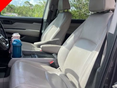 Used 2019 Honda Odyssey Touring image 12