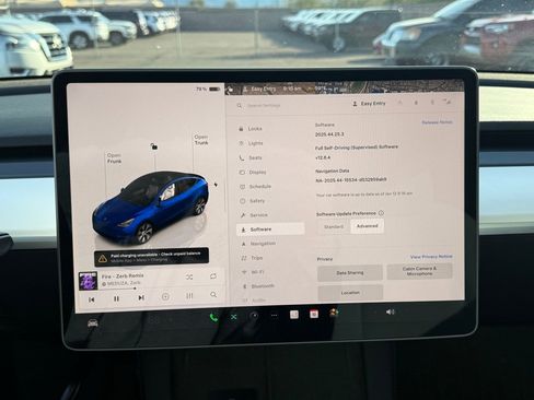 Used 2023 Tesla Model Y Long Range image 17