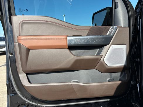 Used 2025 Ford F150 King Ranch w/ FX4 Off-Road Package image 14