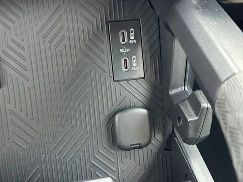 New 2026 Toyota Tacoma Limited AWD/4WD image 32
