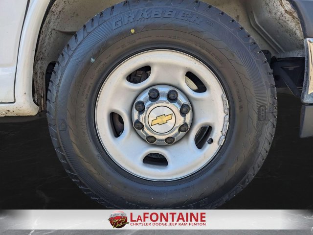 Used 2025 Chevrolet Express 3500 LT w/ LT Preferred Equipment Group RWD image 30