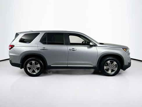 Used 2023 Honda Pilot EX-L image 4