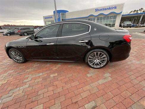 Used 2018 Maserati Ghibli S Q4 image 34