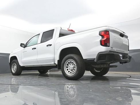 Used 2024 Chevrolet Colorado W/T RWD image 41