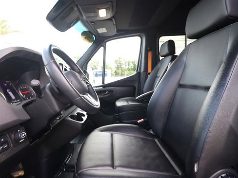 Used 2022 Mercedes-Benz Sprinter 4500 w/ Parking Package image 2