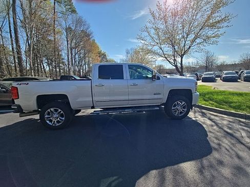 Used 2019 Chevrolet Silverado 2500 High Country w/ Duramax Plus Package image 13