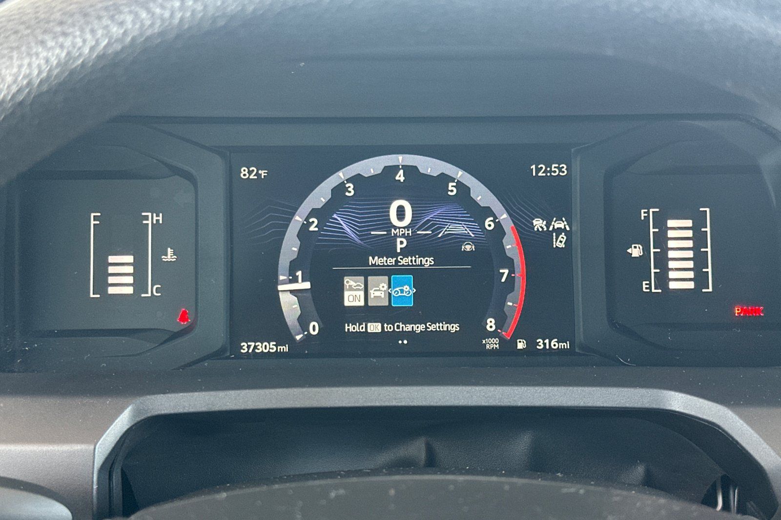 Certified 2025 Toyota Tacoma SR5 AWD/4WD image 28