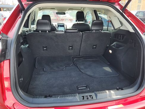 Used 2024 Ford Edge Titanium image 27