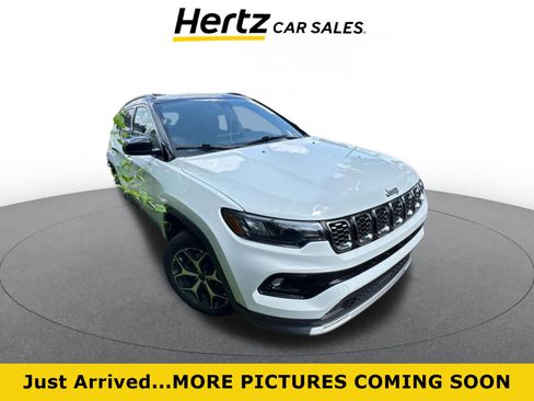 Used 2025 Jeep Compass Limited AWD/4WD image 1