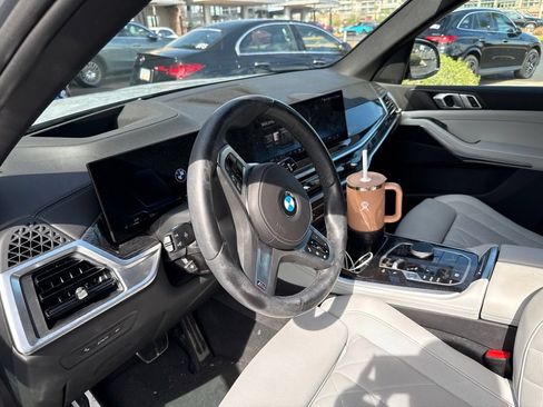 Used 2024 BMW X5 sDrive40i w/ M Sport Package RWD image 6