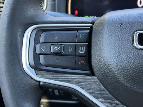 Used 2024 Jeep Wagoneer L Series II w/ Flexible Seating Group image 31